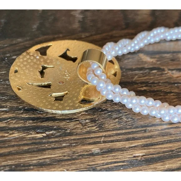 Vintage Cloisonné Pendant on Twisted Faux Pearl Necklace Pale Pink Floral - Picture 7 of 14